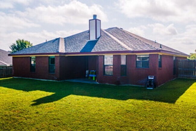 Building Photo - 4109 Maid Marian Cir