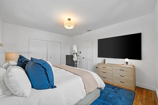 Building Photo - 642 86th St