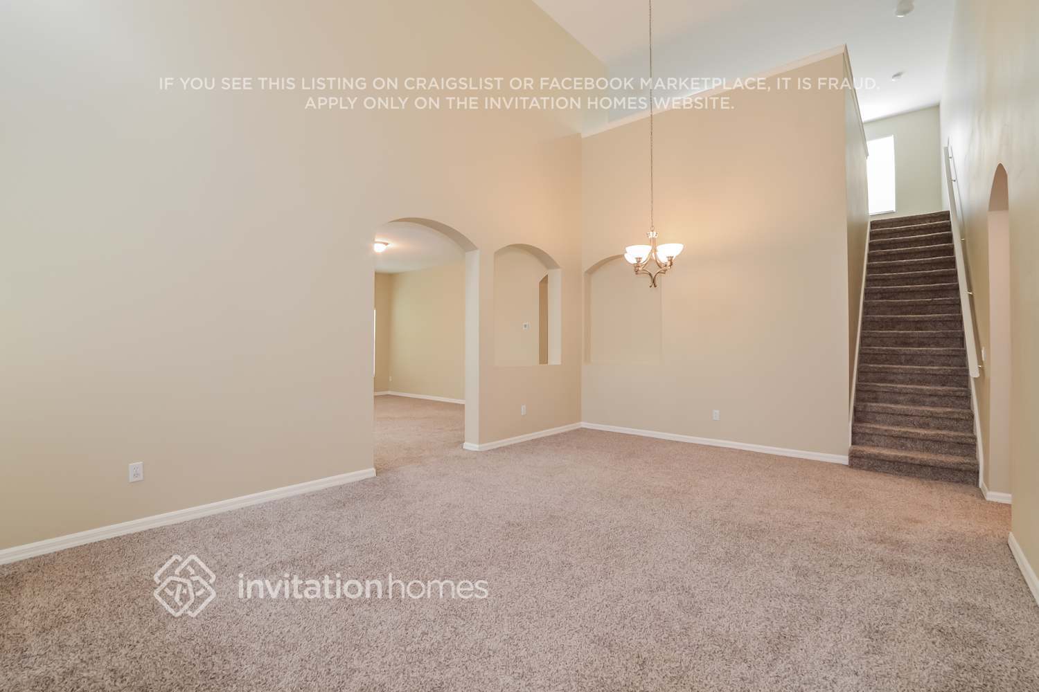 Building Photo - 14711 Sapodilla Dr