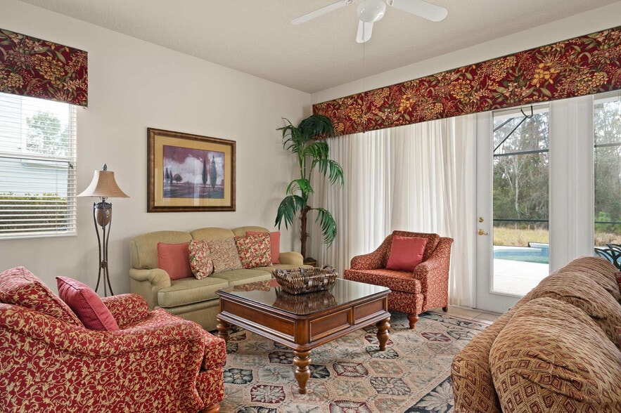 Building Photo - 1419 Fairview Cir