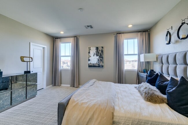 Building Photo - Fully Furnished 3BD Inspirada Home