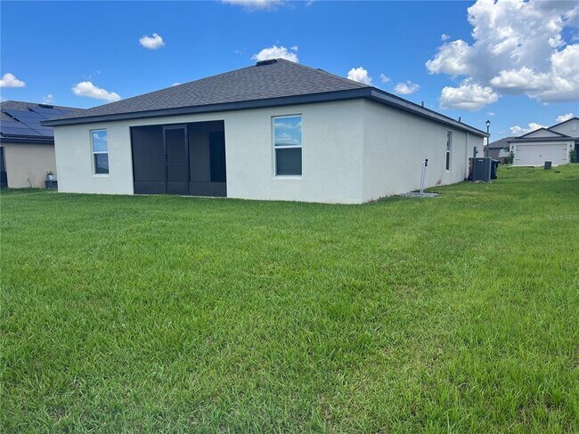 Building Photo - 2033 Amber Sweet Cir