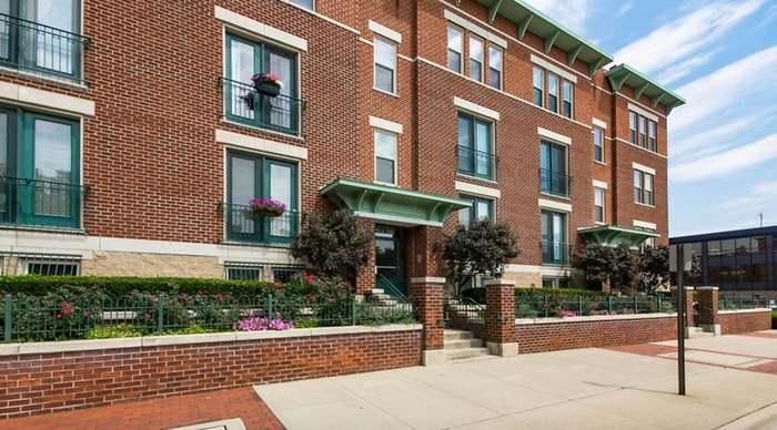 Building Photo - 332 S 3rd St