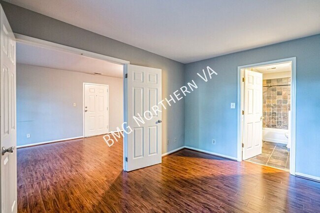 Building Photo - 11114 Beaver Trail Ct
