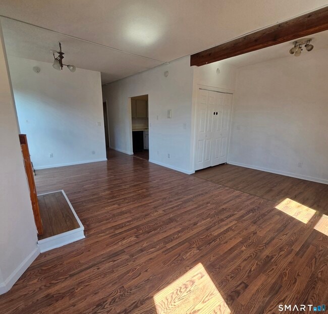 Building Photo - 52 Atwood St