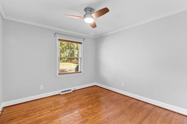Building Photo - 1532 Starbrook Dr