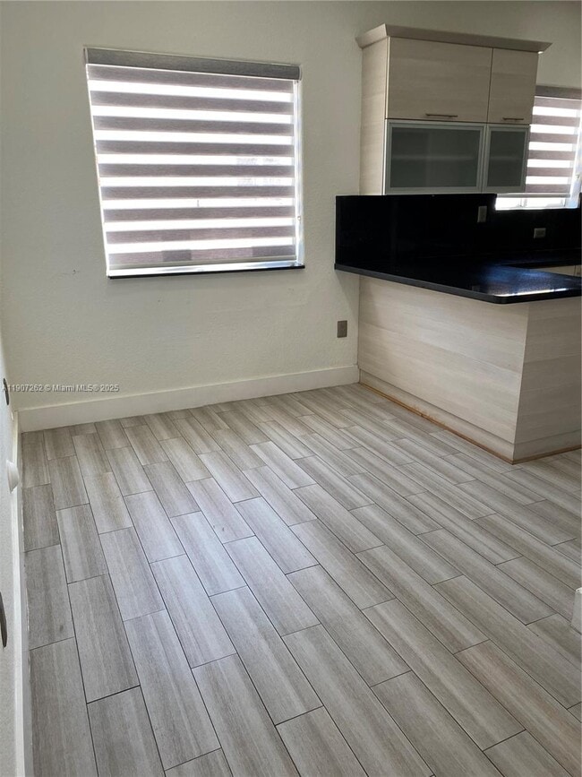 Building Photo - 8100 W 28th Ct