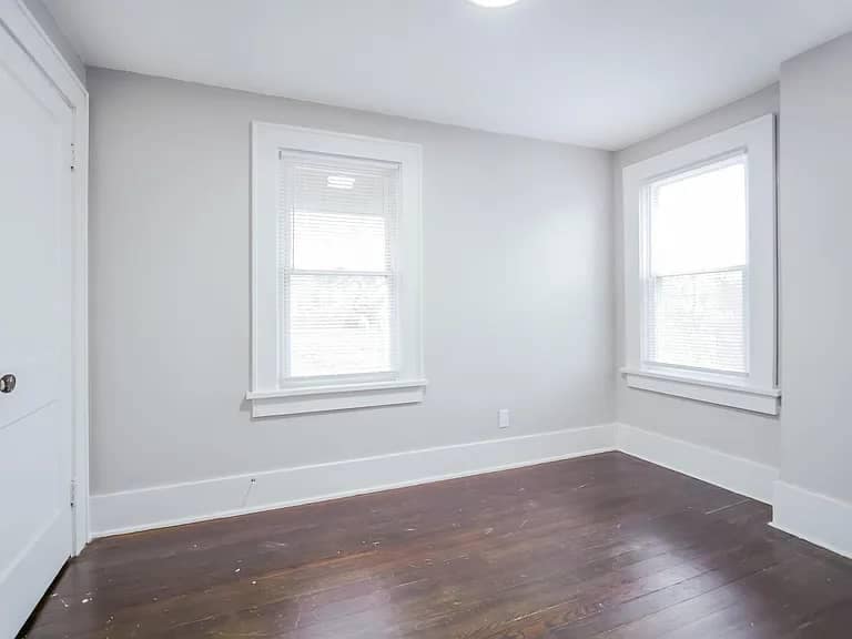 Building Photo - 712 Noah Ave