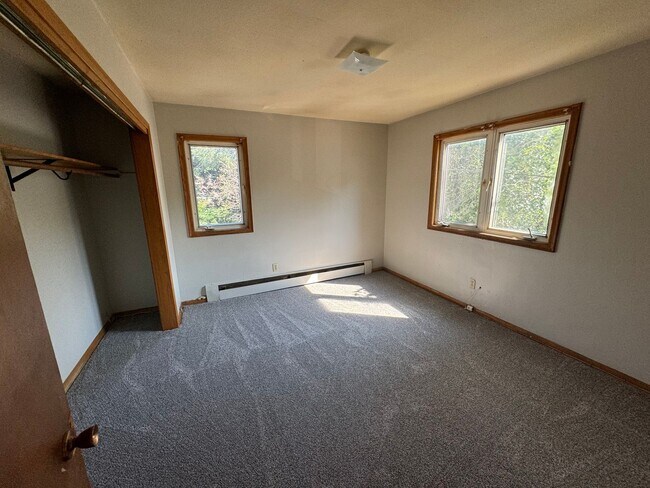 Interior Photo - 3230 Penn Ave N