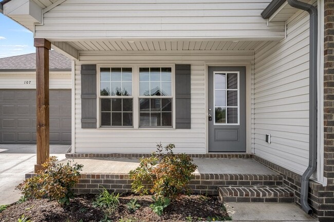 Building Photo - 107 Meadowbrook