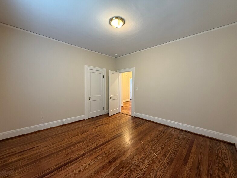 Building Photo - 304 Atlantic Christian Col Dr W