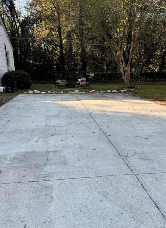 Building Photo - 2024 Ridge Ave