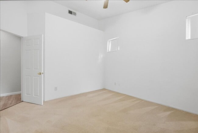 Building Photo - 374 Coventry Cir