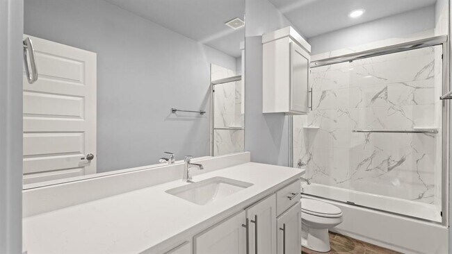 Building Photo - 12624 E Hefner Rd