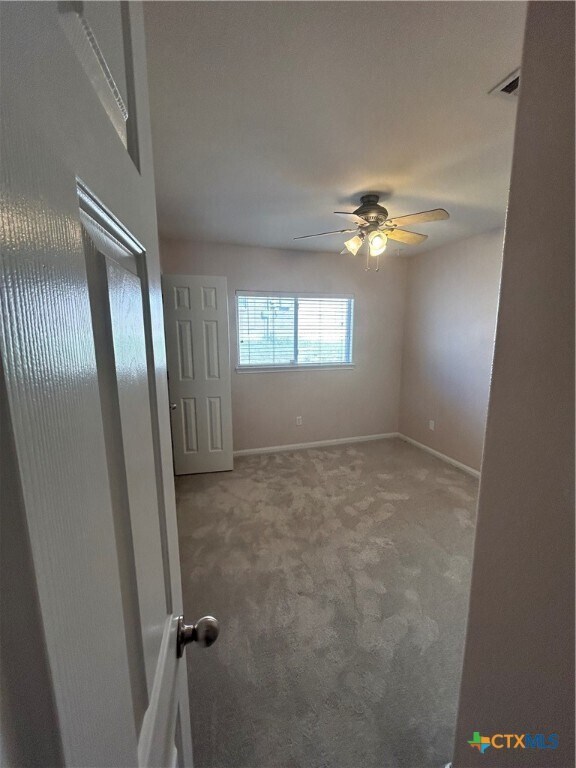 Building Photo - 203 Ponderosa Dr