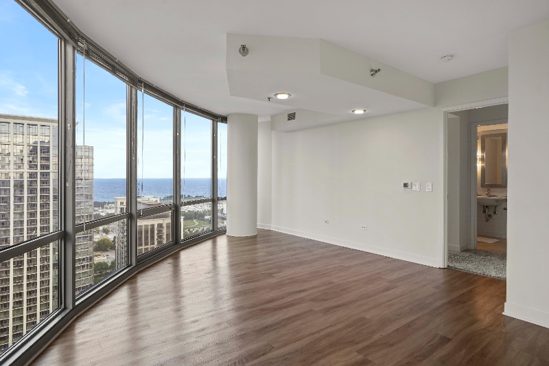 Building Photo - 1253 S Michigan Ave