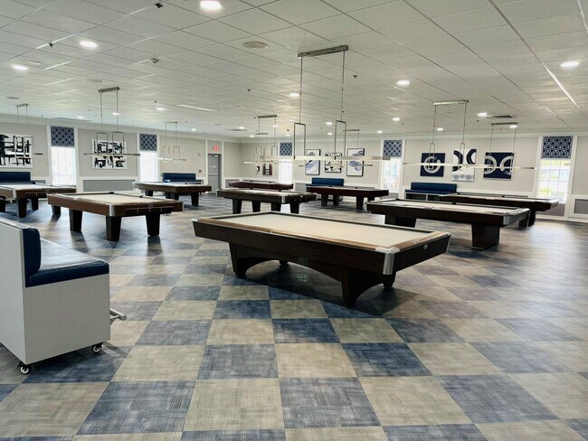 Building Photo - 364 Flanders Dr