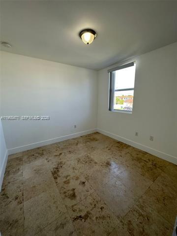 Building Photo - 2772 SW 31st Ct