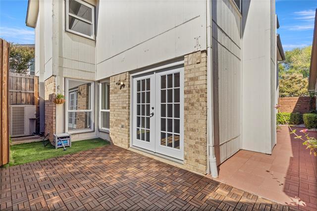 Building Photo - 2908 Nova Dr