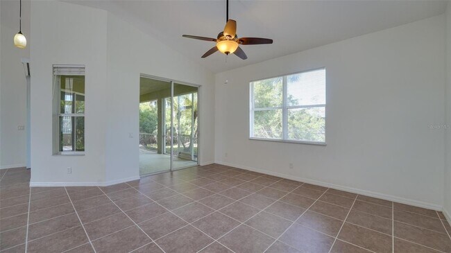 Building Photo - 5279 Lovett Rd