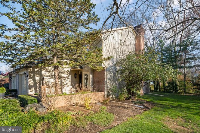 Building Photo - 70 Sutphin