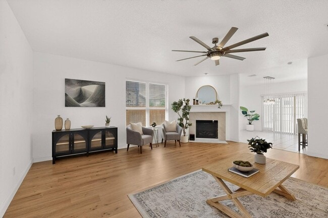 Building Photo - 6212 Topsail Dr