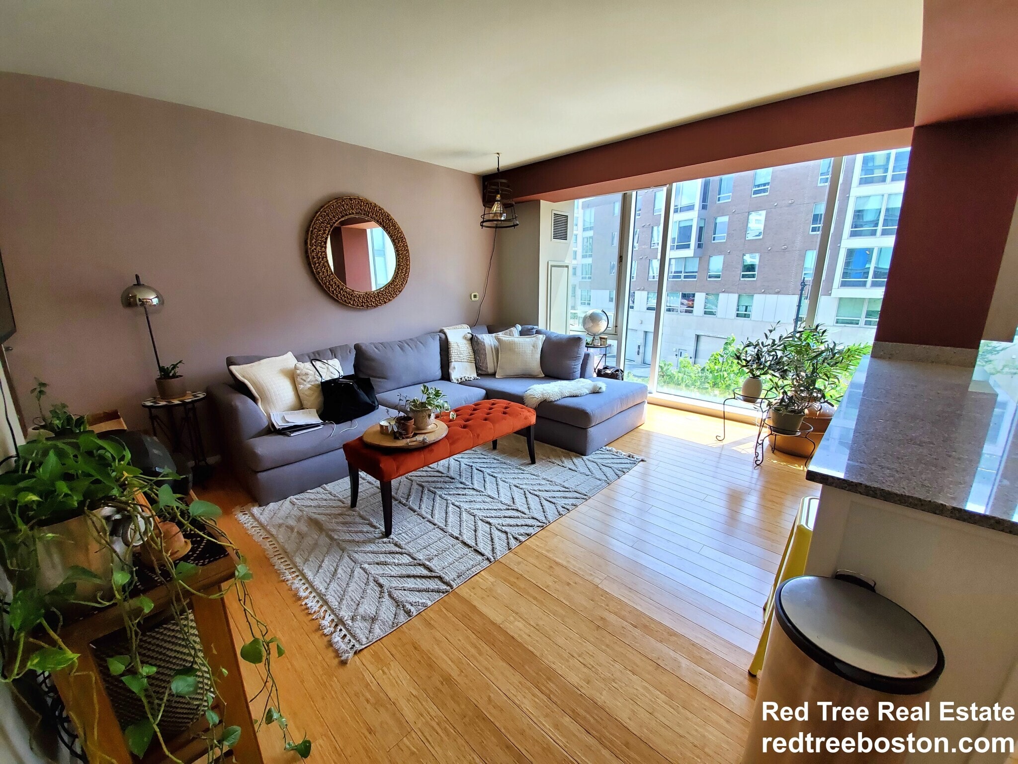 Building Photo - 2 Earhart St