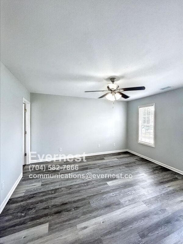 Building Photo - 1007 Bitter Root Ct