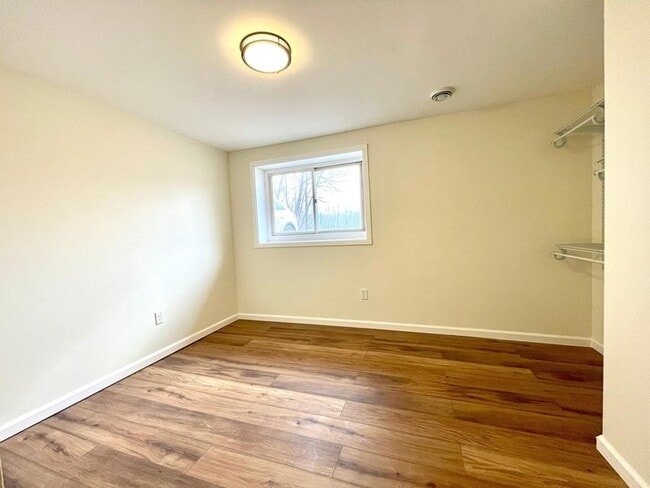 Building Photo - 6166 Upper 51st St N