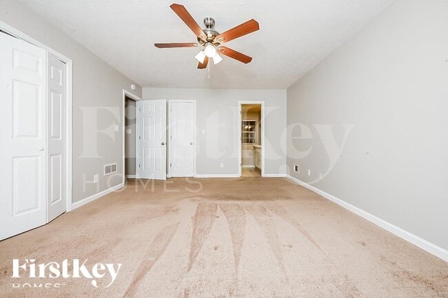 Building Photo - 210 Sharon Acres Ct