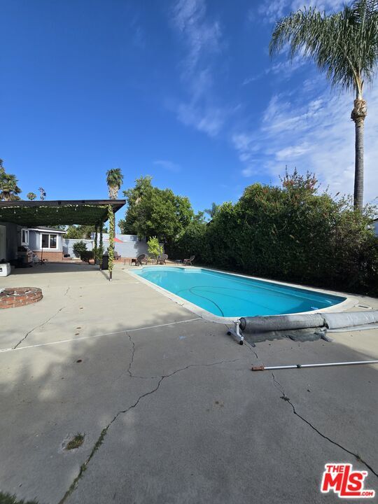 Building Photo - 14151 Chandler Blvd