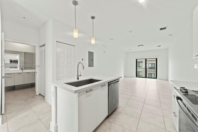 Building Photo - 8301 NW 41st St