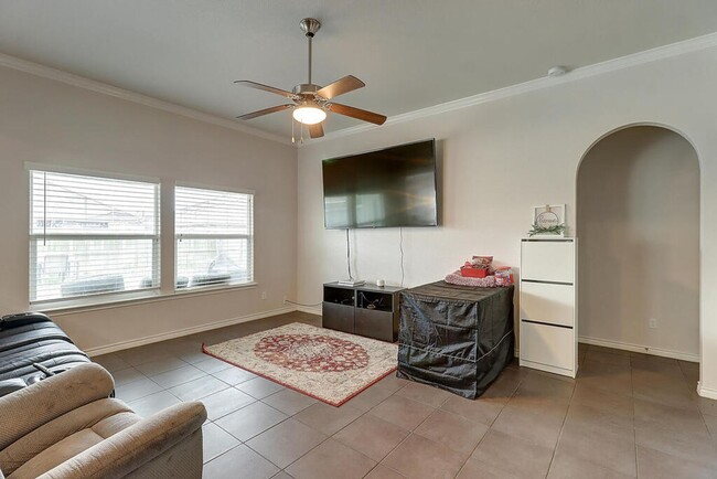 Building Photo - 3033 Alta Gigonella St