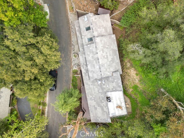 Building Photo - 850 Country Club Dr