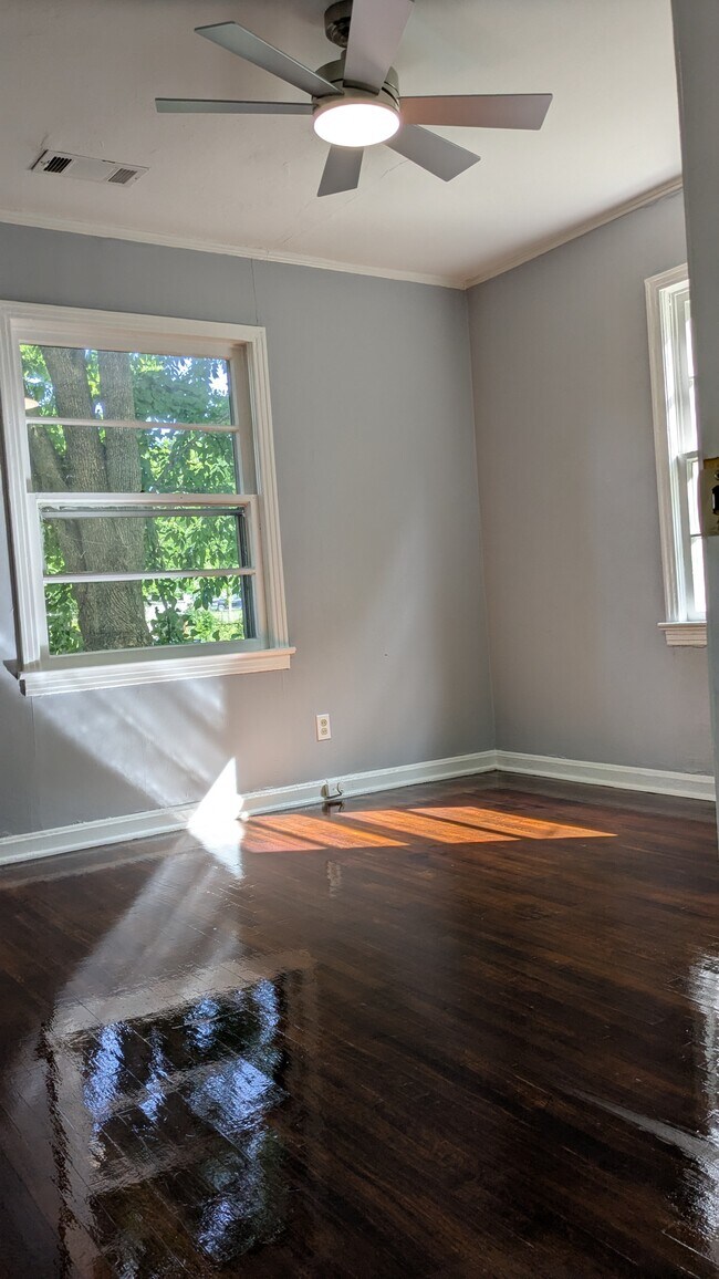 Bedroom 2 - 3500 Wilma Ave