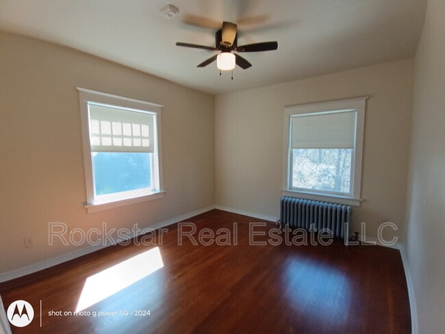 Building Photo - 814 S Lincoln St