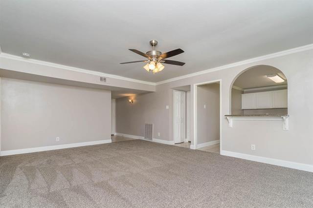 Building Photo - 2223 Lockwood Dr