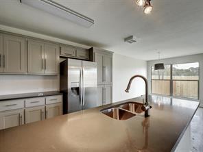 Building Photo - 11805 Alpheus Ave