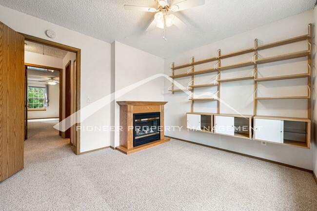 Building Photo - 9742 W Cornell Pl