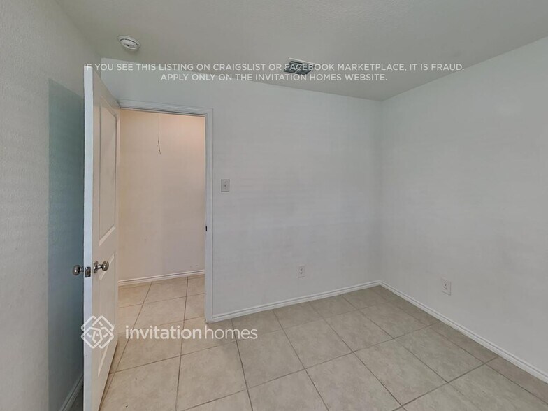 Building Photo - 3019 Wallace Wls Ct