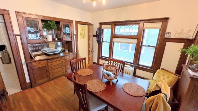 Building Photo - 2 Bedroom Apartment in Prospect Park