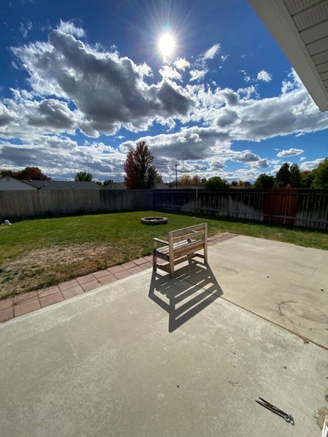 Building Photo - Single Story home in Central Boise availab...