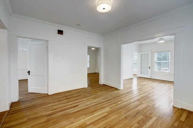 Building Photo - 603 Euclid St