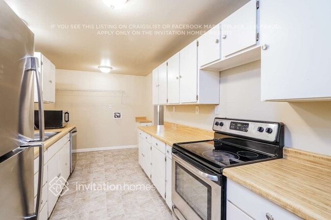Building Photo - 2650 SW 332nd Ct