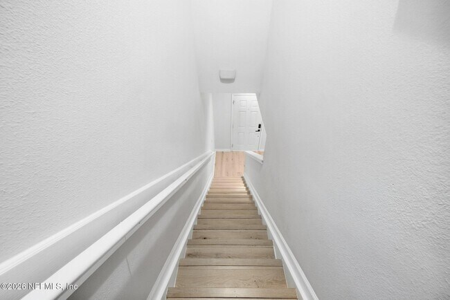 Building Photo - 13305 Solar Dr