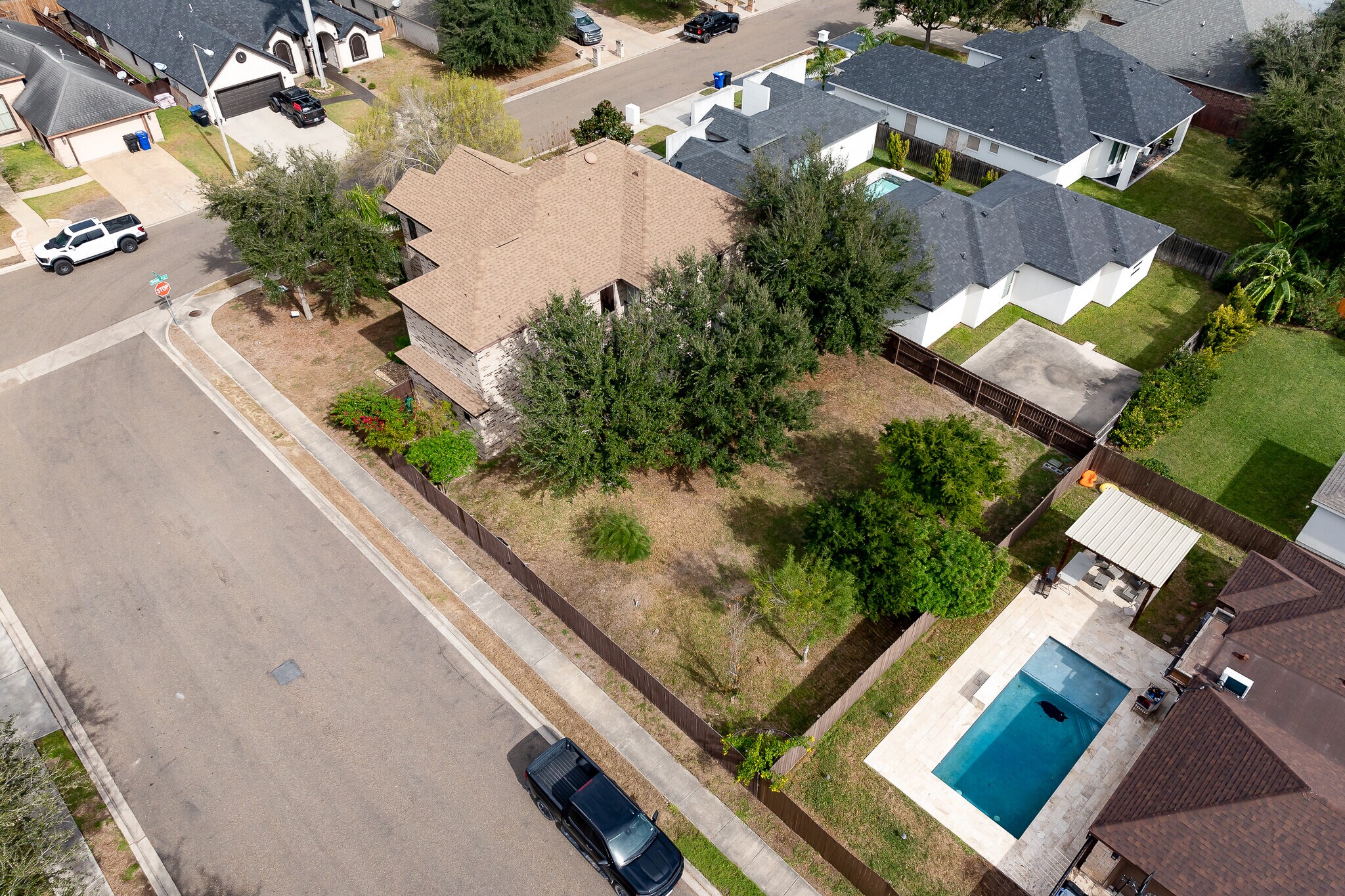 Building Photo - 4717 Ebony Ave