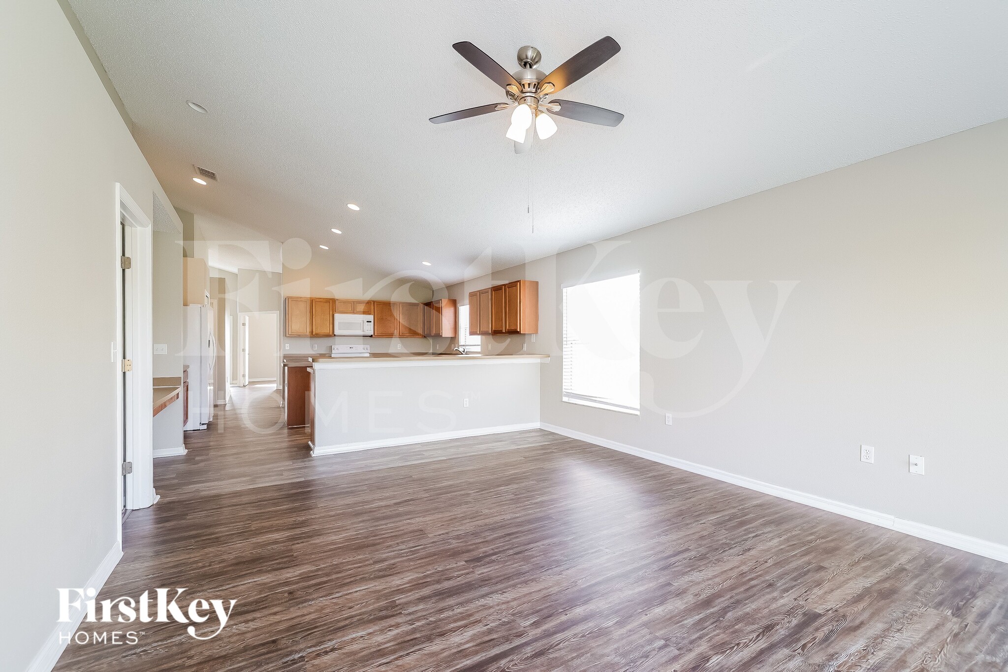 Building Photo - 984 Alsace Dr