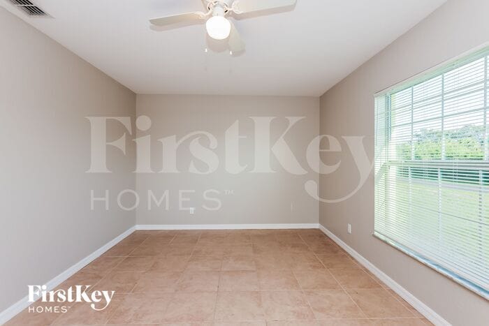 Building Photo - 12097 Helios Ave