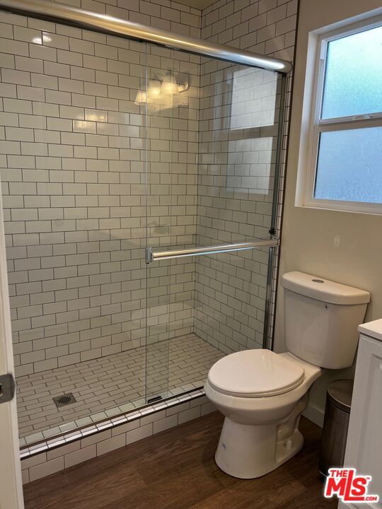 Building Photo - 636-634 E 87th St