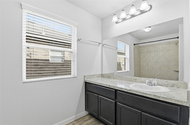 Building Photo - 3 Santa Barbara Dr